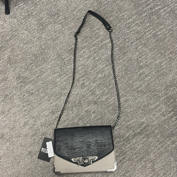 NWT Loungefly Disney Sleeping Beauty Maleficent Crossbody Bag Exclusive LE 1300 - Picture 6 of 8